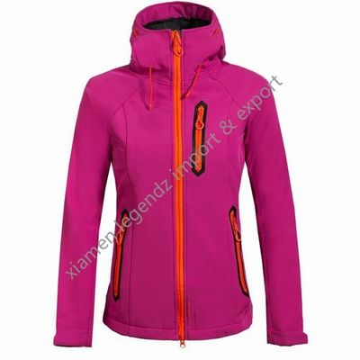 기능적 방수 소프트셀은 야외 통기성 겨울 여성 외투를 입힙니다